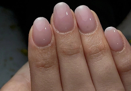 Keep Your Nails Healthy Between Visits to Your St. Cloud Salon