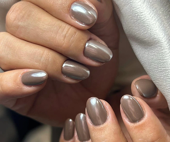 Can You Get a Natural Look With Acrylic Nails in Kissimmee?